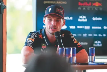 Imagem ilustrativa da imagem Fórmula 1: Bortoleto revela amizade e conselhos de Verstappen