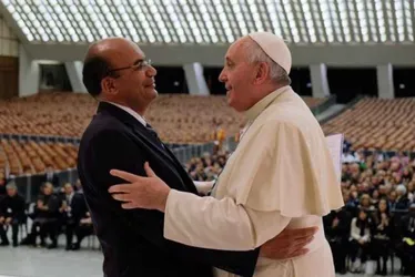 Imagem ilustrativa da imagem Fundador da Obra de Maria leva comitiva de PE a audiência com o Papa Leão XIV