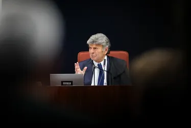 Imagem ilustrativa da imagem Fachin autoriza Fux a mudar para a Segunda Turma do STF