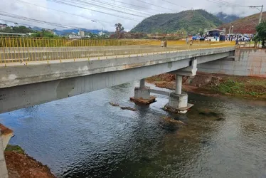 Imagem ilustrativa da imagem Governo autoriza edital para reabilitação da ES-166 e entrega nova ponte em Castelo