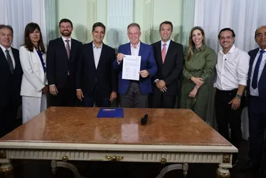 Imagem ilustrativa da imagem Governo do ES firma contrato para sistema de esgotamento sanitário em 43 cidades