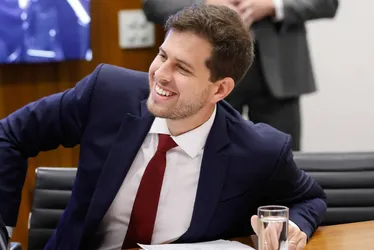 Imagem ilustrativa da imagem Governo faz acordo para ampliar licença-paternidade para 30 dias