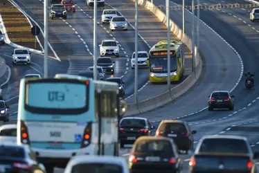 Imagem ilustrativa da imagem Governo federal recebe sugestões para levar internet a rodovias