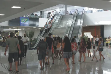 Imagem ilustrativa da imagem Greve ameaça paralisar aeroportos brasileiros duas horas por dia