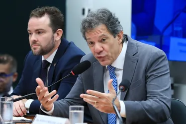 Imagem ilustrativa da imagem Haddad diz que Receita alcançará os “verdadeiros ladrões da nação”
