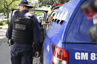 Imagem ilustrativa da imagem Homem condenado por assassinato é preso com ajuda de reconhecimento facial