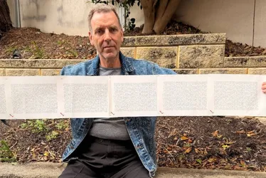 Imagem ilustrativa da imagem Homem ganha na Justiça o direito de colocar 2 mil sobrenomes só para bater recorde