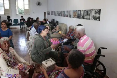 Imagem ilustrativa da imagem Idosos vivem um dia como atores em Vitória