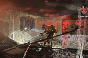 Imagem ilustrativa da imagem Incêndio em casa de recuperação de dependentes químicos deixa 5 mortos e 11 feridos