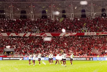Imagem ilustrativa da imagem Inter demite responsáveis por papel picado antes de jogo contra o Flamengo