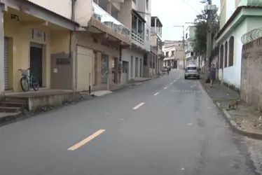 Imagem ilustrativa da imagem Jovem de 19 anos é baleado no meio da rua na Serra