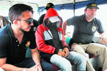 Imagem ilustrativa da imagem Justiça começa a ouvir 10 réus do caso Dom e Bruno em processo sobre organização criminosa