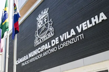 Imagem ilustrativa da imagem Justiça suspende reajustes irregulares na Câmara de Vila Velha