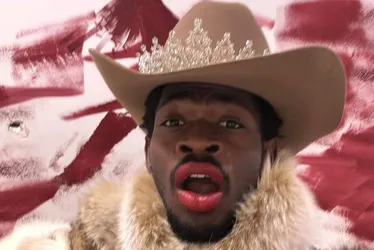 Imagem ilustrativa da imagem Lil Nas X é detido em Los Angeles e hospitalizado por possível overdose, diz site