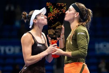 Imagem ilustrativa da imagem Luisa Stefani vence WTA 500 de Tóquio e leva 4º título na temporada
