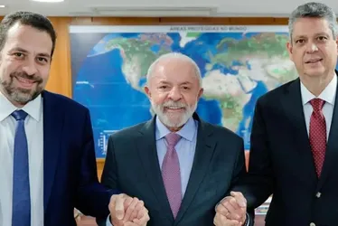 Imagem ilustrativa da imagem Lula confirma Boulos ministro da Secretaria-Geral da Presidência