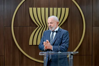 Imagem ilustrativa da imagem Lula se retrata após dizer que traficantes de drogas também são vítimas de usuários