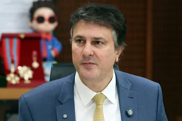 Imagem ilustrativa da imagem MEC irá suspender vestibular e vetar ampliação de cursos de medicina mal avaliados
