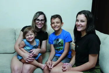 Imagem ilustrativa da imagem Pesquisa aponta: maioria das crianças passa mais tempo em tela do que deveria