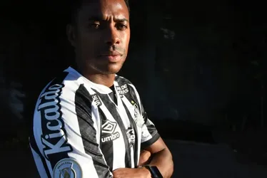 Imagem ilustrativa da imagem Maioria do STF mantém prisão do ex-jogador Robinho