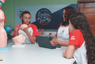 Imagem ilustrativa da imagem Mais tecnologia e laboratórios em 60 “escolas do futuro” no ES