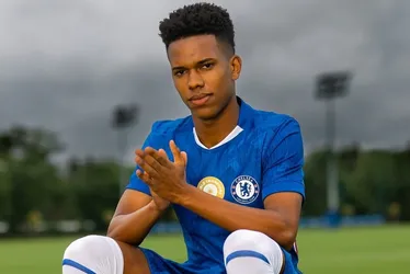 Imagem ilustrativa da imagem Maresca compara Estêvão a Palmer no Chelsea, mas avisa: 'Vamos dar tempo"