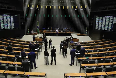 Imagem ilustrativa da imagem Médicos pedem que Congresso Nacional aprove licença-paternidade de trinta dias