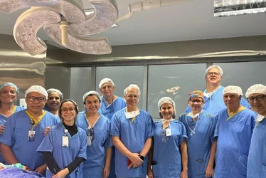 Imagem ilustrativa da imagem Médicos voluntários fazem cirurgias em crianças com doenças raras no ES