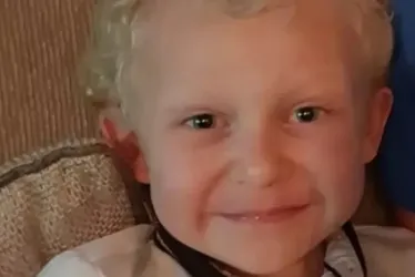 Imagem ilustrativa da imagem Menino de 12 anos morre após inalar desodorante em desafio do TikTok