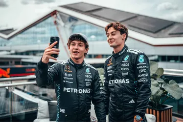 Imagem ilustrativa da imagem Mercedes confirma Russell e Antonelli para próxima temporada da Fórmula 1