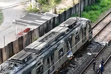 Imagem ilustrativa da imagem Metrô do Recife: ramal Camaragibe segue fora de operação nesta segunda (27)