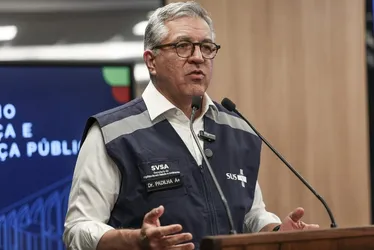 Imagem ilustrativa da imagem Ministério da Saúde recomenda que população evite bebida destilada