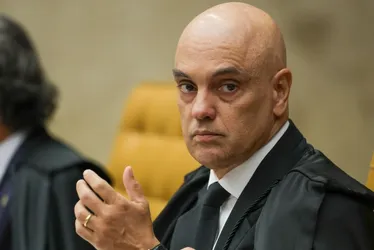 Imagem ilustrativa da imagem Moraes quer extradição de ex-assessor do TSE acusado de vazamentos