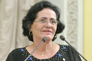 Imagem ilustrativa da imagem Morre, aos 81 anos, a ex-deputada Malba Lucena