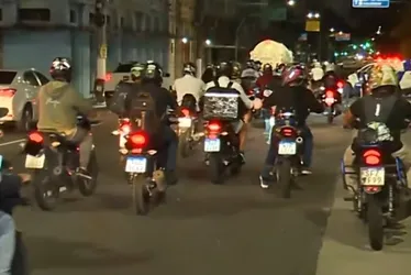 Imagem ilustrativa da imagem Motociclistas protestam por morte de motoboy na Segunda Ponte