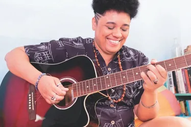 Imagem ilustrativa da imagem Músicas para dançar, rir e chorar em álbum de Lets