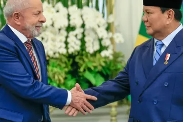 Imagem ilustrativa da imagem Na Indonésia, Lula confirma que vai disputar eleição de 2026
