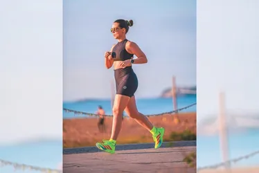 Imagem ilustrativa da imagem Na mira das lentes: cliques de treinos na orla viram moda no ES