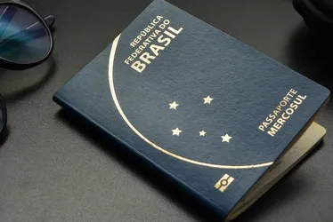 Imagem ilustrativa da imagem Nova lei dificulta entrada de brasileiros em Portugal