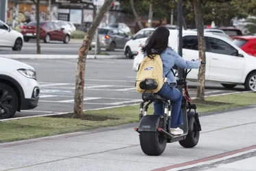 Imagem ilustrativa da imagem Novas regras para motos elétricas a partir de janeiro no ES