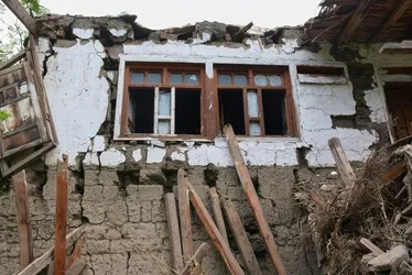 Imagem ilustrativa da imagem Número de mortos no terremoto no Afeganistão sobe para 1,4 mil