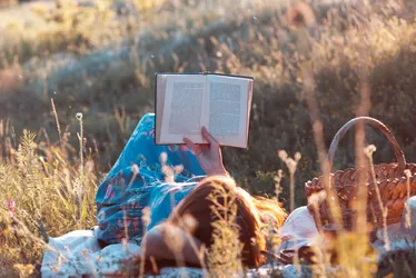 Imagem ilustrativa da imagem "Nunca é tarde para despertar o amor pela leitura", diz especialista