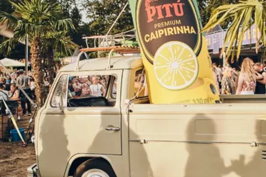 Imagem ilustrativa da imagem Pitú: o sol líquido que aquece ainda mais Pernambuco e conquista a Europa