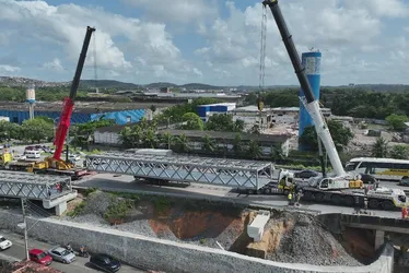 Imagem ilustrativa da imagem Obras da BR-232: DER-PE vai interditar trecho no Curado para içamento de ciclovia