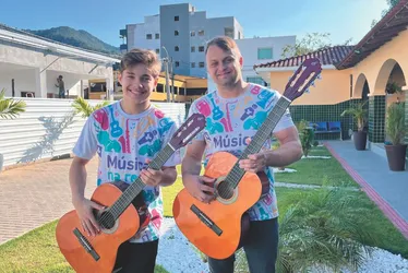 Imagem ilustrativa da imagem Orquestra e corais do Peru e da Colômbia nas montanhas