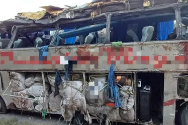 Imagem ilustrativa da imagem PRF confirma 15 mortes em acidente envolvendo ônibus na BR-423, em Saloá