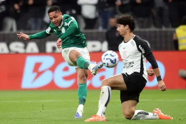 Imagem ilustrativa da imagem Palmeiras tenta virada incomum e Corinthians busca aliviar caos político com classificação