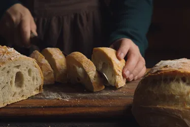 Imagem ilustrativa da imagem Pão é um vilão na dieta? Conheça mitos e verdades sobre o alimento