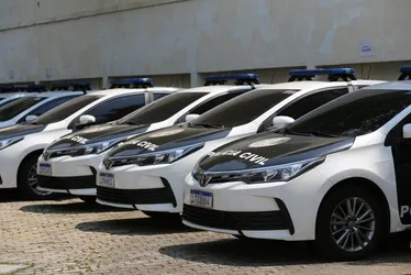 Imagem ilustrativa da imagem Polícia Civil do Rio faz operação contra rede milionária de apostas on-line e lavagem de dinheiro