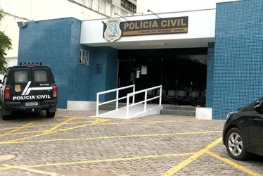 Imagem ilustrativa da imagem Idoso mata mulher com faca de cozinha após discussão e é preso na Serra